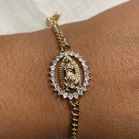 18k gold plated Virgin Mary bracelet - Picture 3 of 6